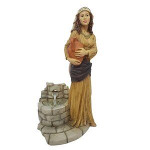 Vintage Fontanini Woman at the Well Figurine Italian Nativity Village Resin '90s